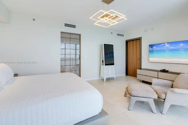 $2,600,000 | 465 Brickell Avenue, Unit 4801, Miami, FL 33131