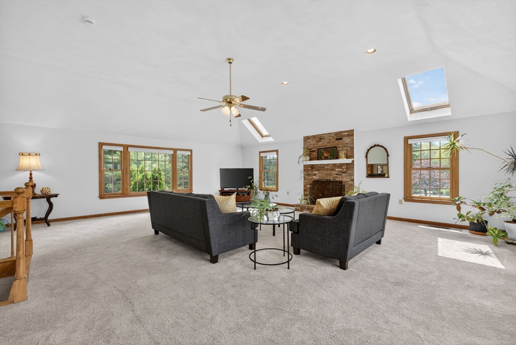 2 Stouffer Circle Andover, MA 01810 - Photo 16 of 41