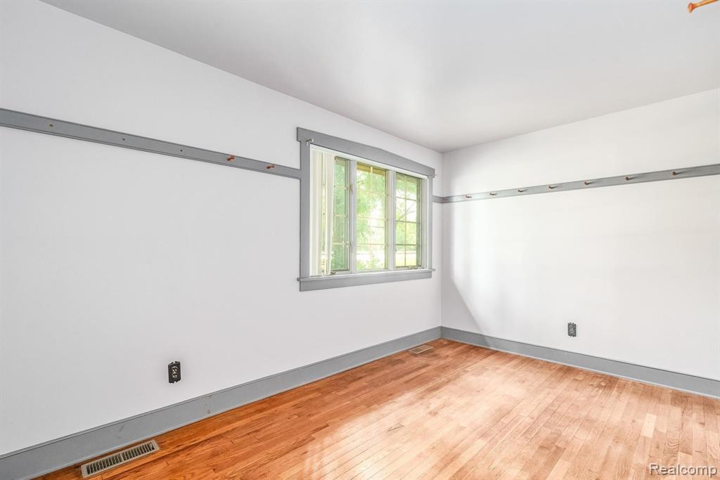25326 Waltz Road New Boston, MI 48164 - Photo 17 of 36