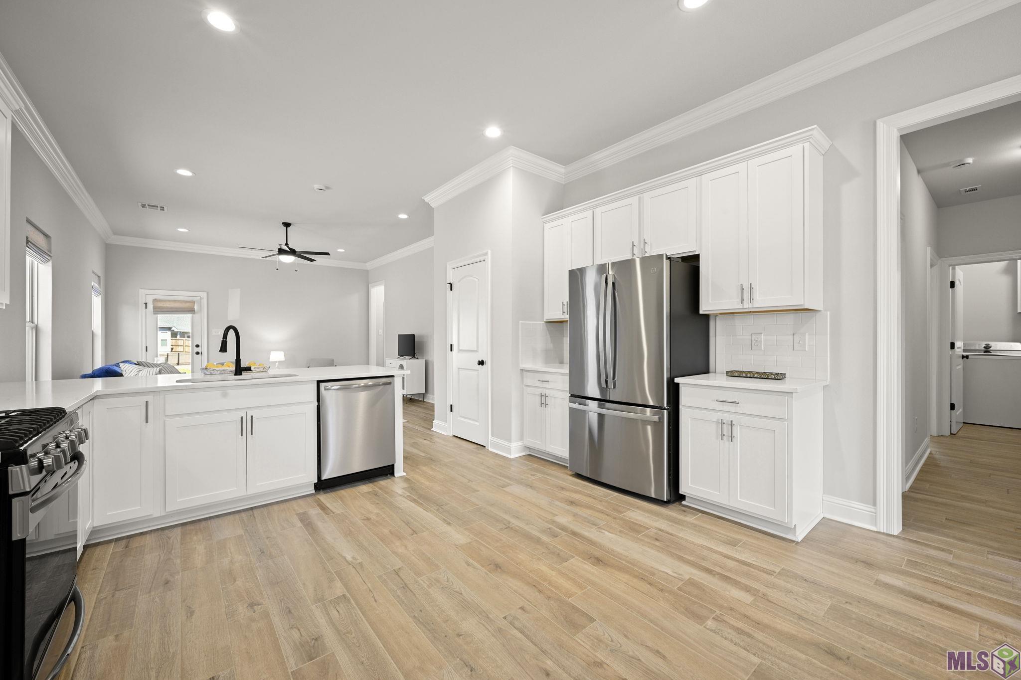 10851 Maitland Avenue Baton Rouge, LA 70810 - Photo 7 of 35