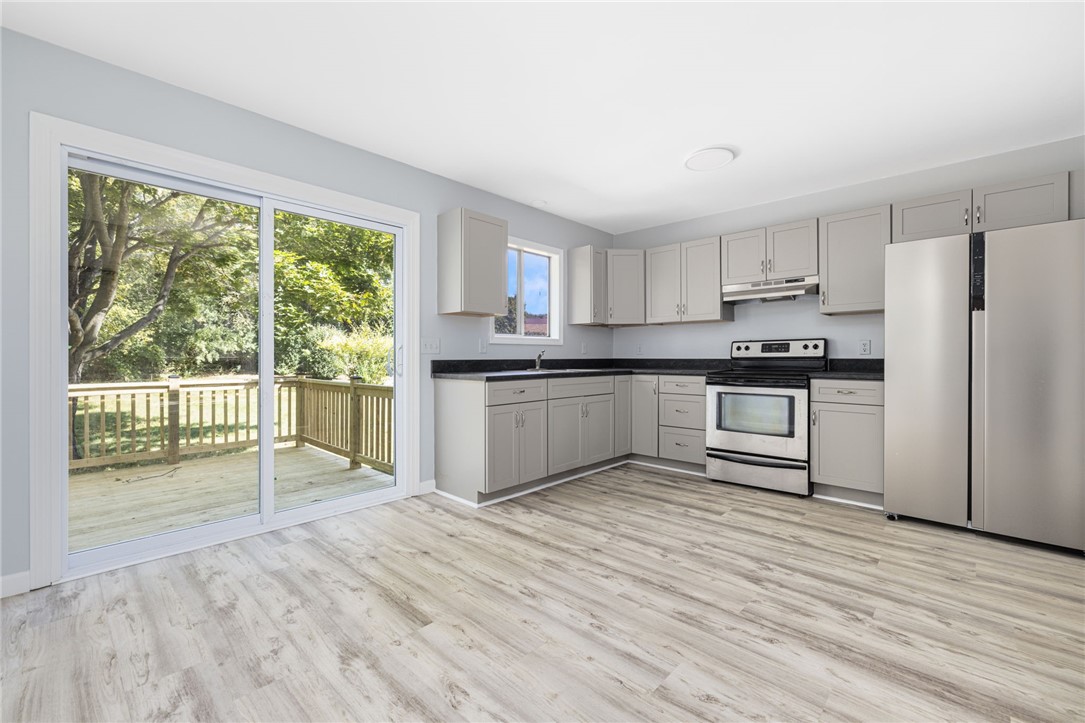 42 Meadowview Terrace Westerly, RI 02891 - Photo 12 of 41