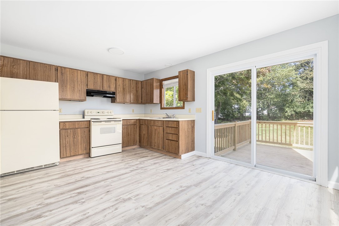 42 Meadowview Terrace Westerly, RI 02891 - Photo 24 of 41