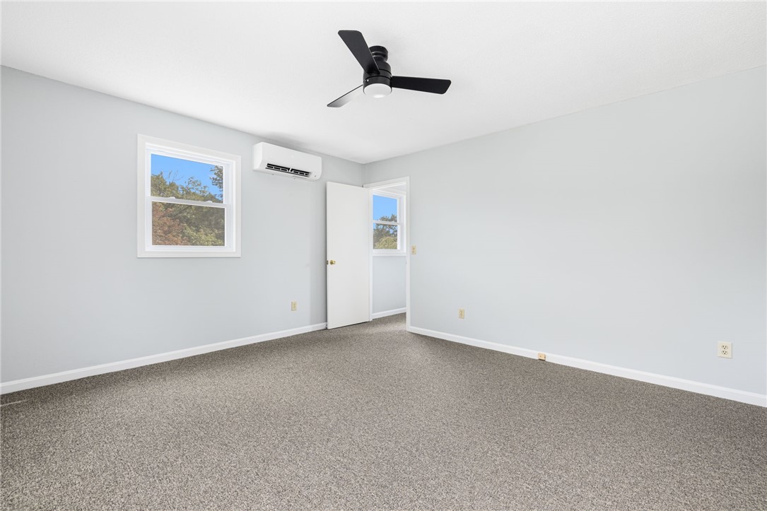 42 Meadowview Terrace Westerly, RI 02891 - Photo 32 of 41