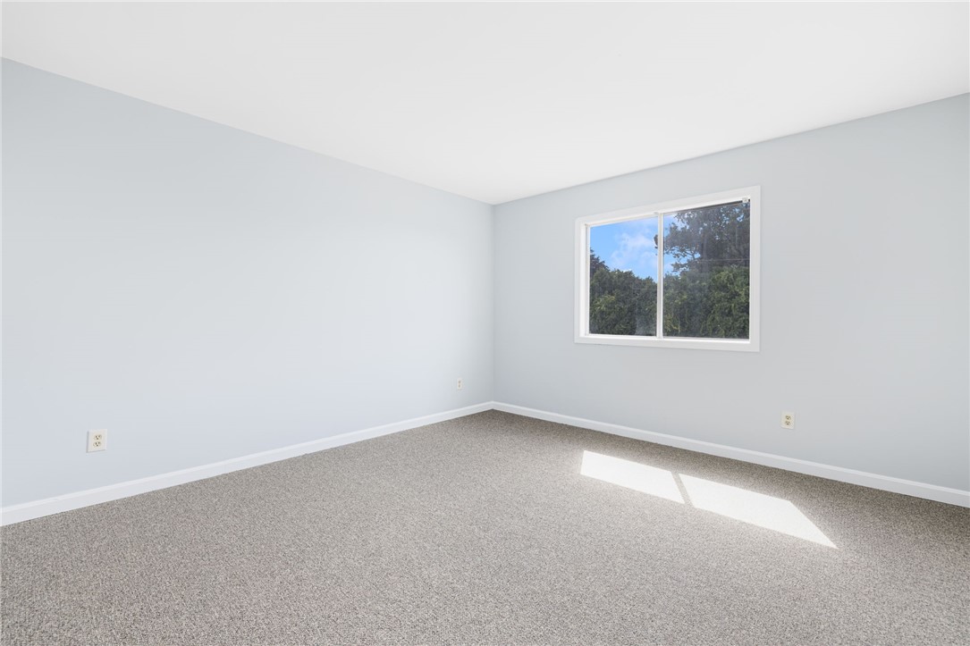 42 Meadowview Terrace Westerly, RI 02891 - Photo 34 of 41