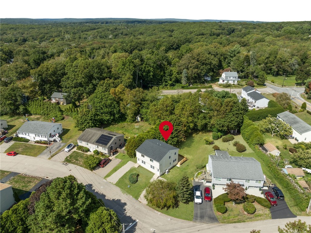 42 Meadowview Terrace Westerly, RI 02891 - Photo 9 of 41