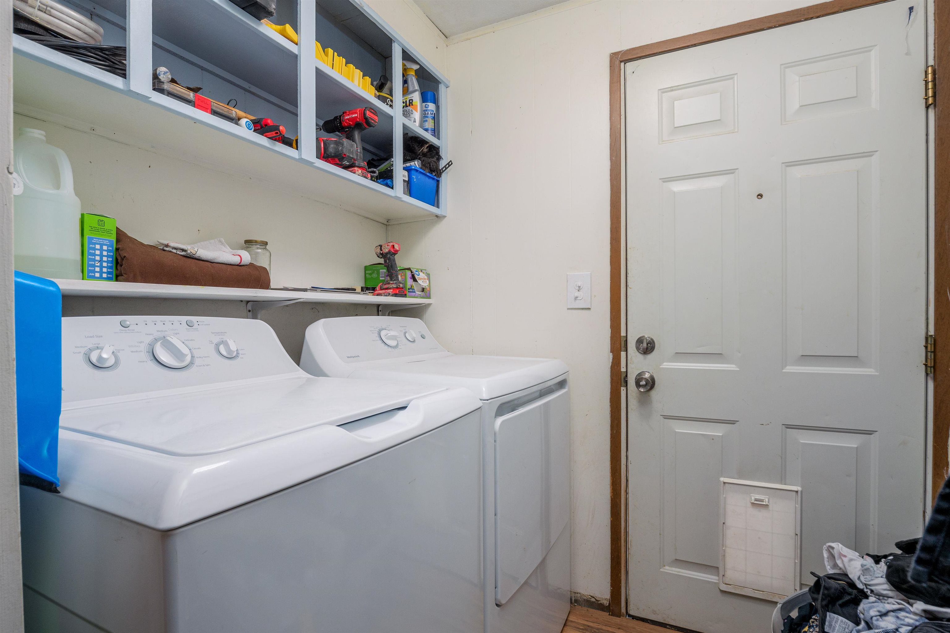 265 Southwest 11th Avenue Cedaredge, CO 81413 - Photo 13 of 39 a utility room with dryer and washer