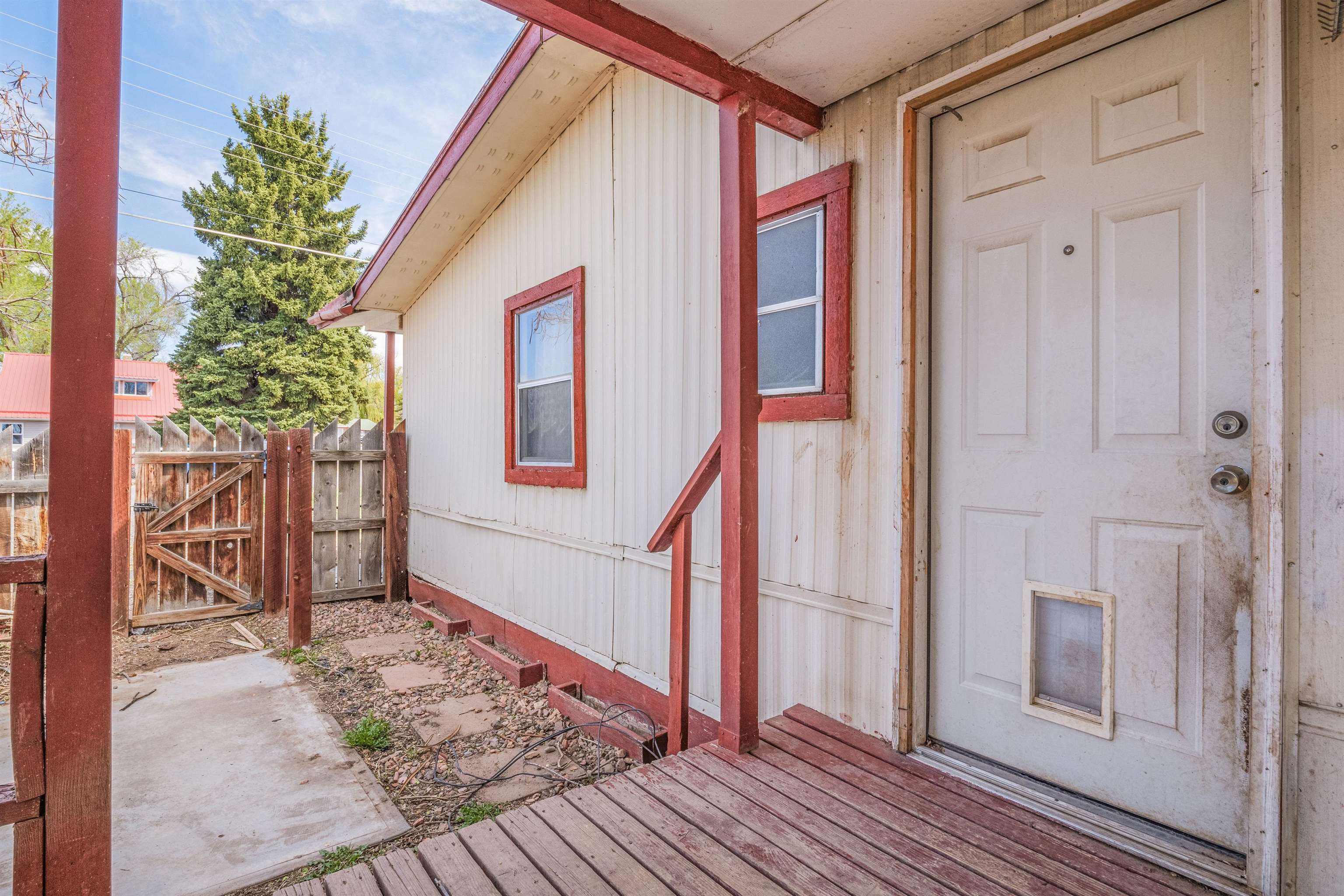 265 Southwest 11th Avenue Cedaredge, CO 81413 - Photo 34 of 39 a view of front door