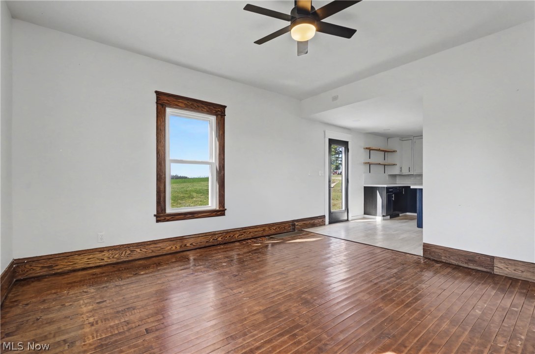 2775 South Bandy Road Alliance, OH 44601 - Photo 7 of 39