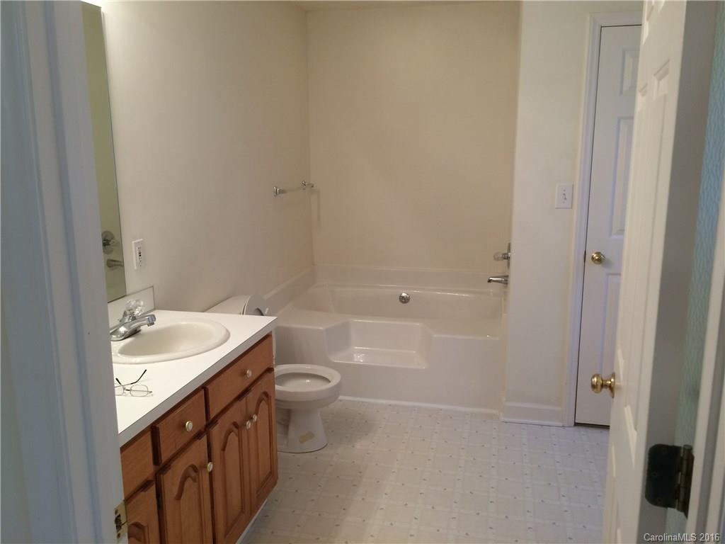 7718 Old Post Road, Unit 30 Denver, NC 28037 - Photo 10 of 17 Gallery Image 10