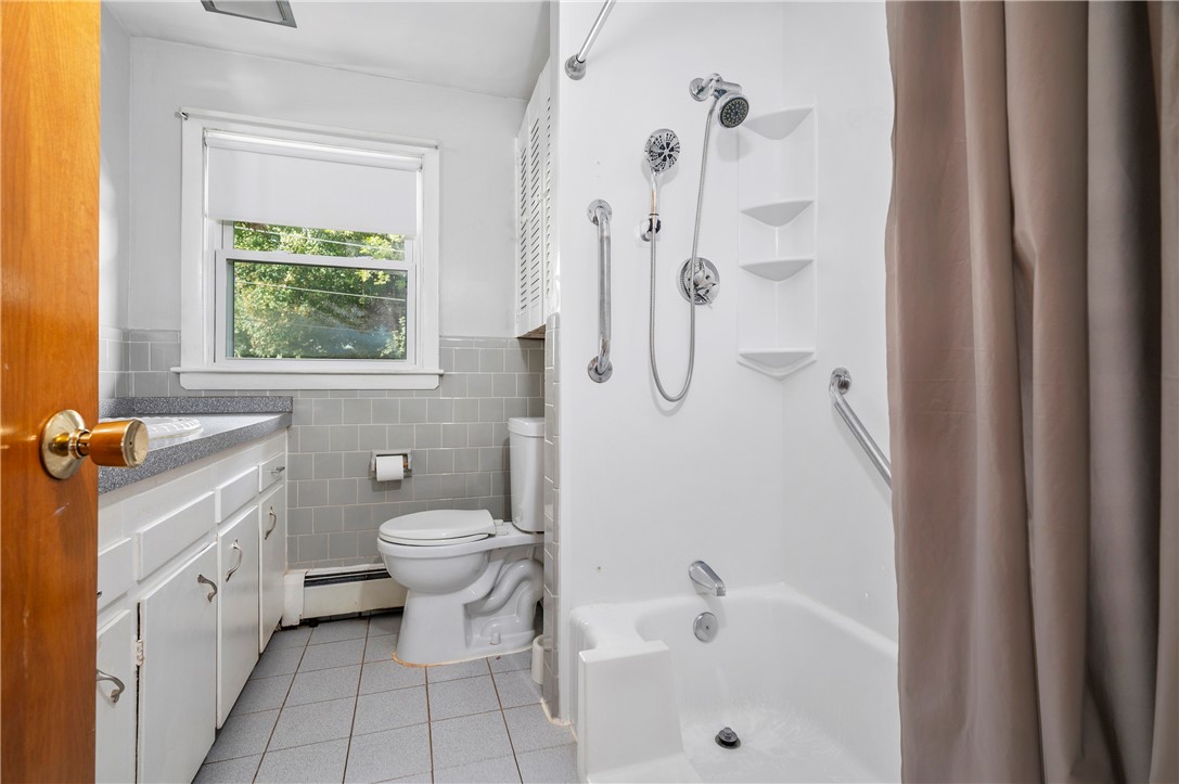 8 Meeting House Road Lincoln, RI 02865 - Photo 14 of 33 Gallery Image 14