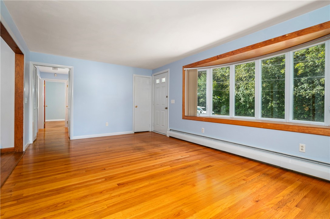 8 Meeting House Road Lincoln, RI 02865 - Photo 16 of 33 Gallery Image 16