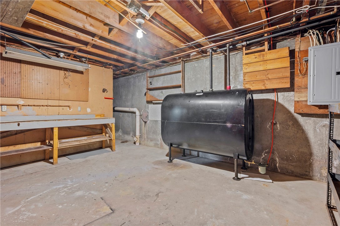 8 Meeting House Road Lincoln, RI 02865 - Photo 21 of 33 Gallery Image 21