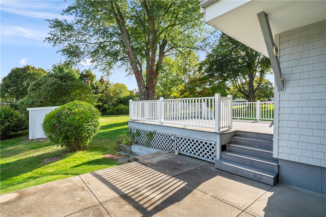 8 Meeting House Road Lincoln, RI 02865 - Photo 28 of 33 Gallery Image 28