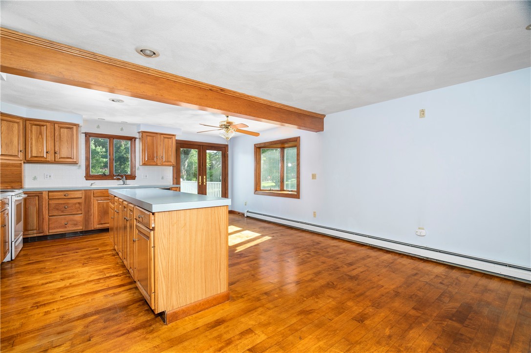 8 Meeting House Road Lincoln, RI 02865 - Photo 5 of 33 Gallery Image 5
