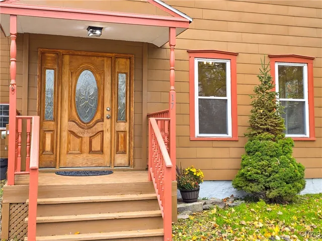 $199,900 | 17 Hoffman Street, Auburn, NY 13021