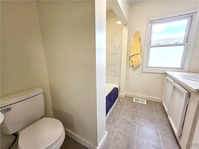 $199,900 | 17 Hoffman Street, Auburn, NY 13021