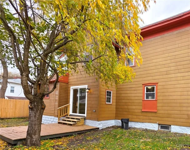 $199,900 | 17 Hoffman Street, Auburn, NY 13021