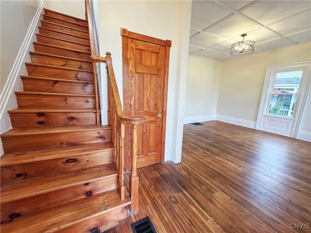 $199,900 | 17 Hoffman Street, Auburn, NY 13021