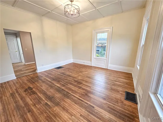 $199,900 | 17 Hoffman Street, Auburn, NY 13021