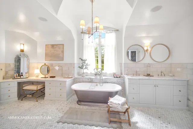 $3,250,000 | 8 Brooke Lane, South Barrington, IL 60010