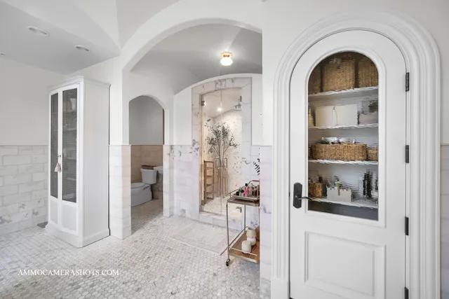 $3,250,000 | 8 Brooke Lane, South Barrington, IL 60010