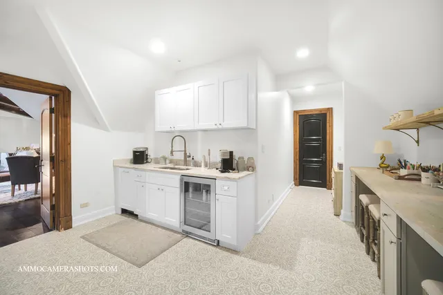 $3,250,000 | 8 Brooke Lane, South Barrington, IL 60010