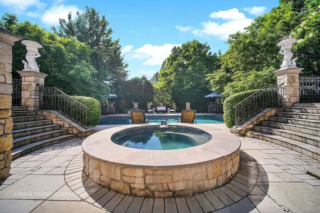 $3,250,000 | 8 Brooke Lane, South Barrington, IL 60010
