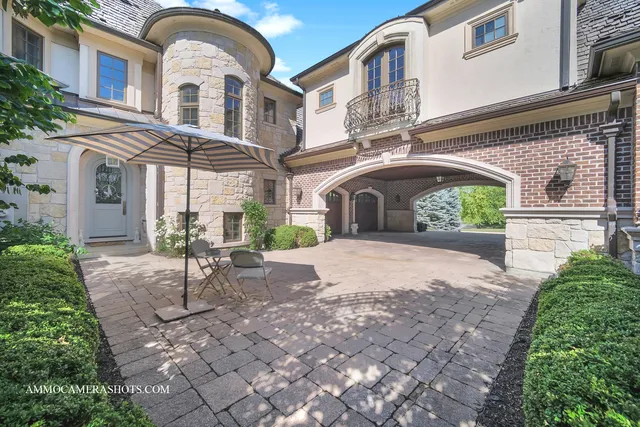 $3,250,000 | 8 Brooke Lane, South Barrington, IL 60010