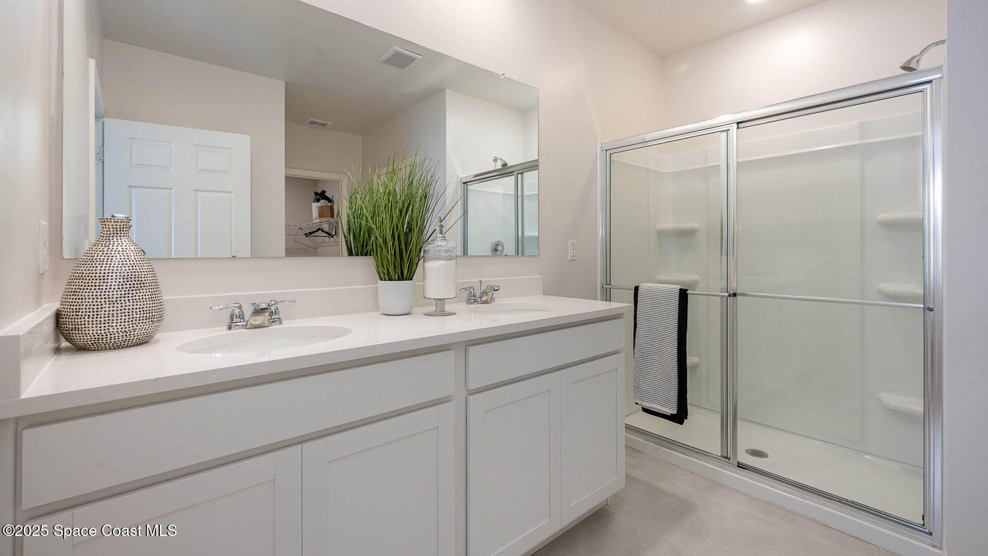 1663 Garabaldi Circle Southeast Palm Bay, FL 32909 - Photo 18 of 39 Bayamo_Web_New21