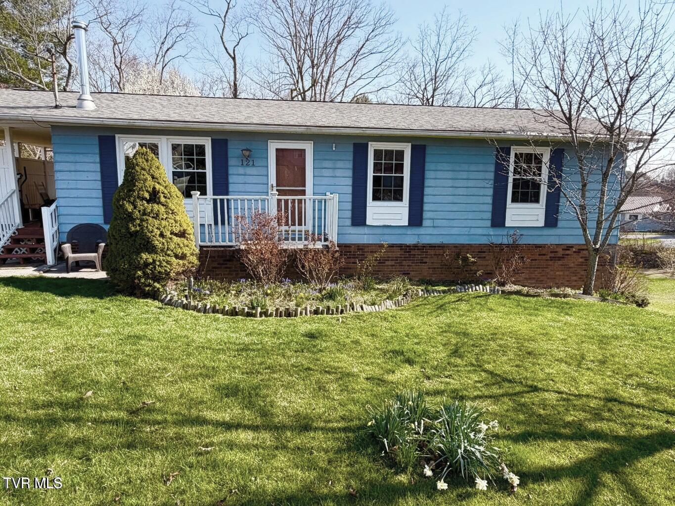 121 Beverly Avenue Southwest Wise, VA 24293 - Photo 2 of 55 front