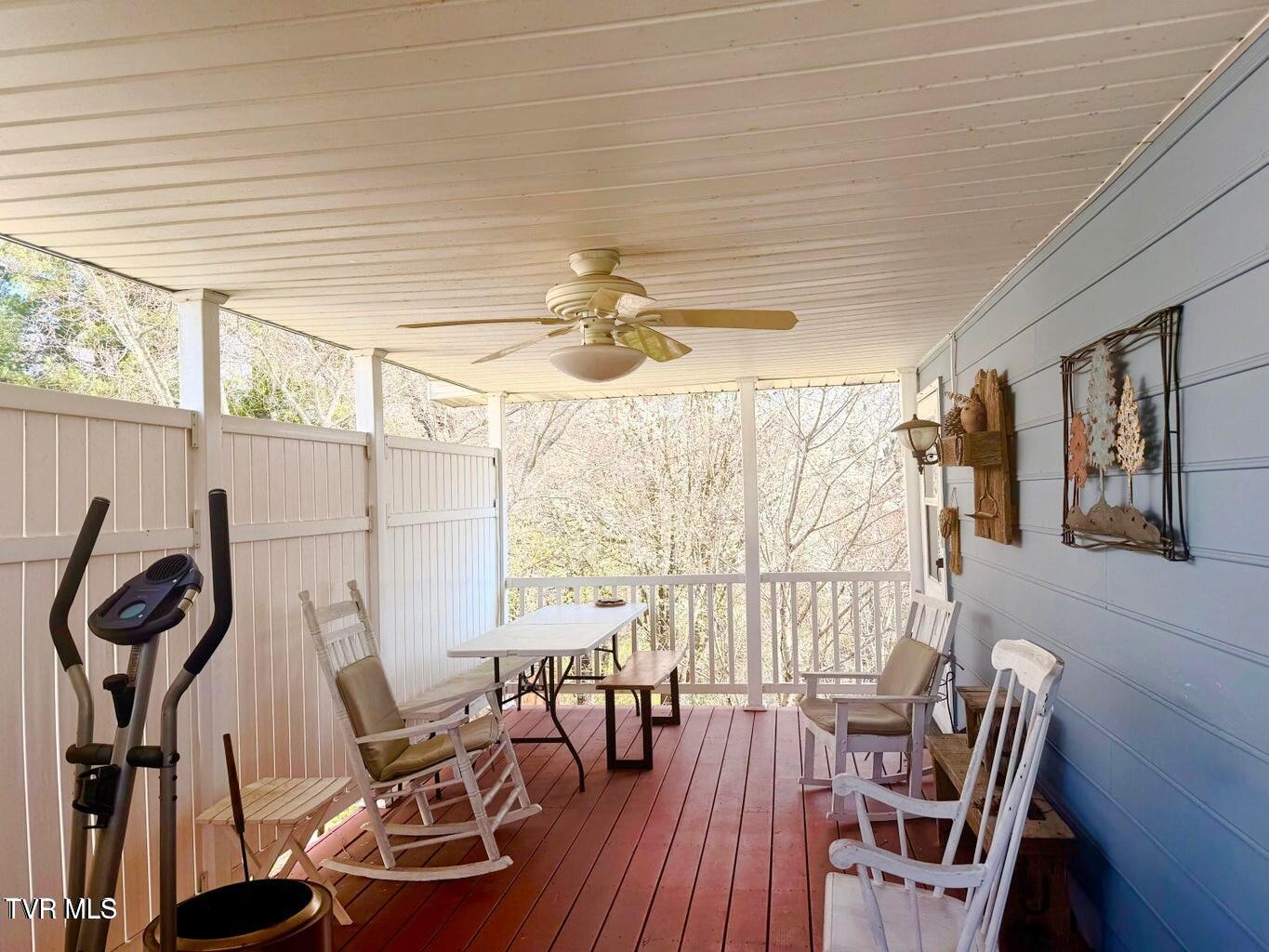 121 Beverly Avenue Southwest Wise, VA 24293 - Photo 24 of 55 covered deck