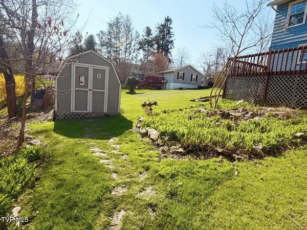 $258,500 | 121 Beverly Avenue Southwest, Wise, VA 24293