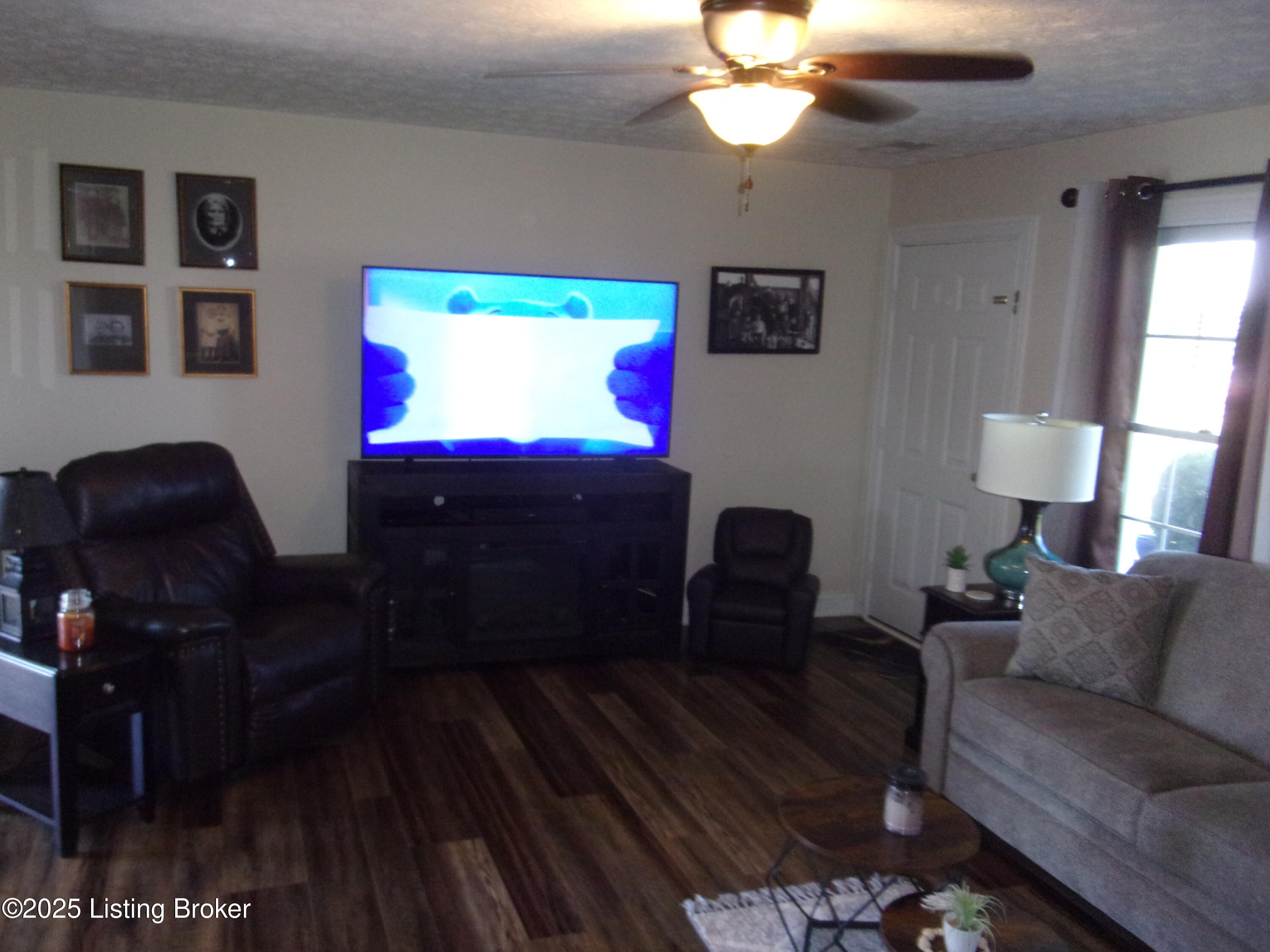 7516 Lawrenceburg Road Chaplin, KY 40012 - Photo 17 of 38 101_7364
