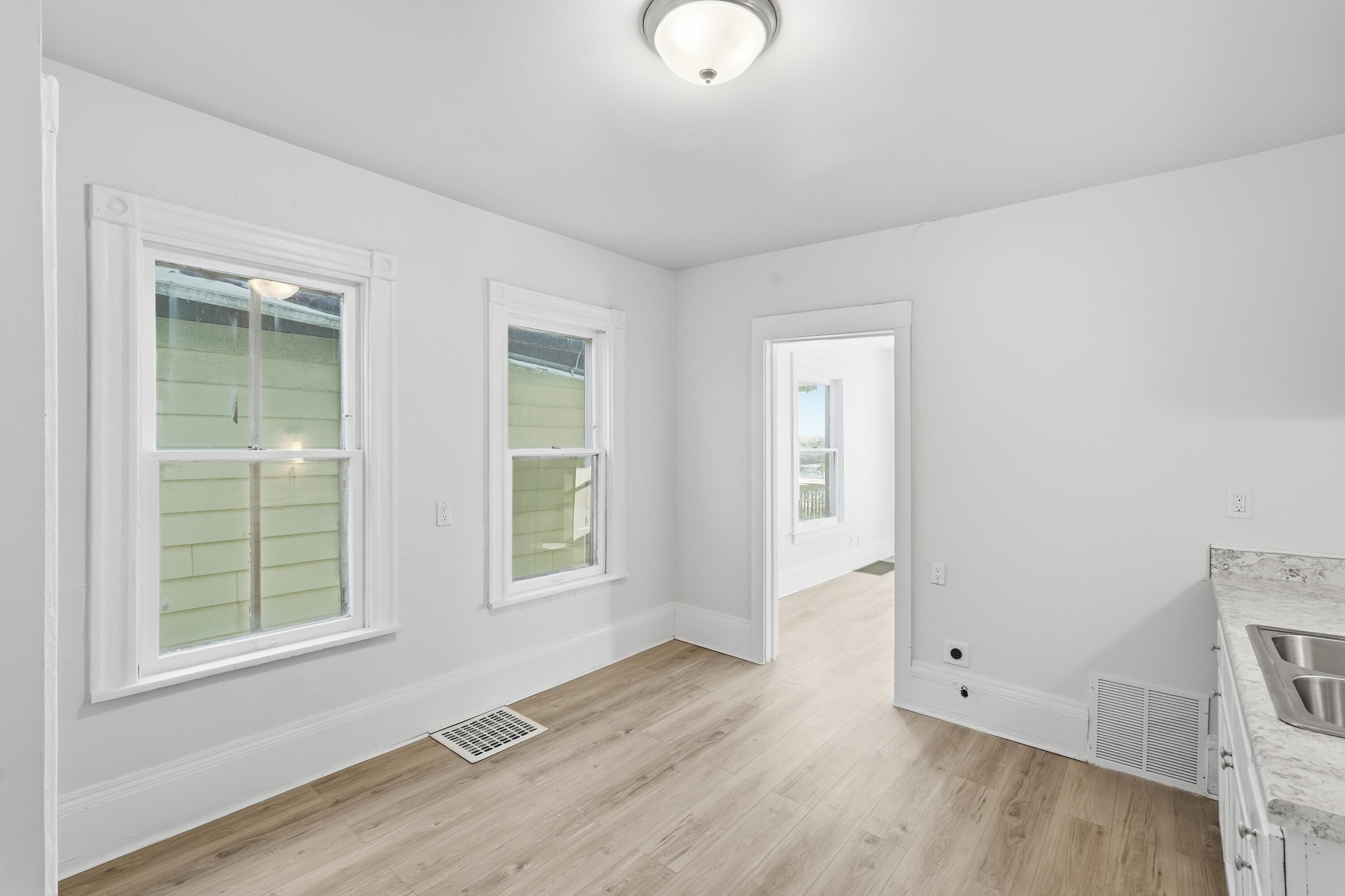 4222 West Lloyd Street Milwaukee, WI 53208 - Photo 23 of 39 TMJ02914.jpg-FULL