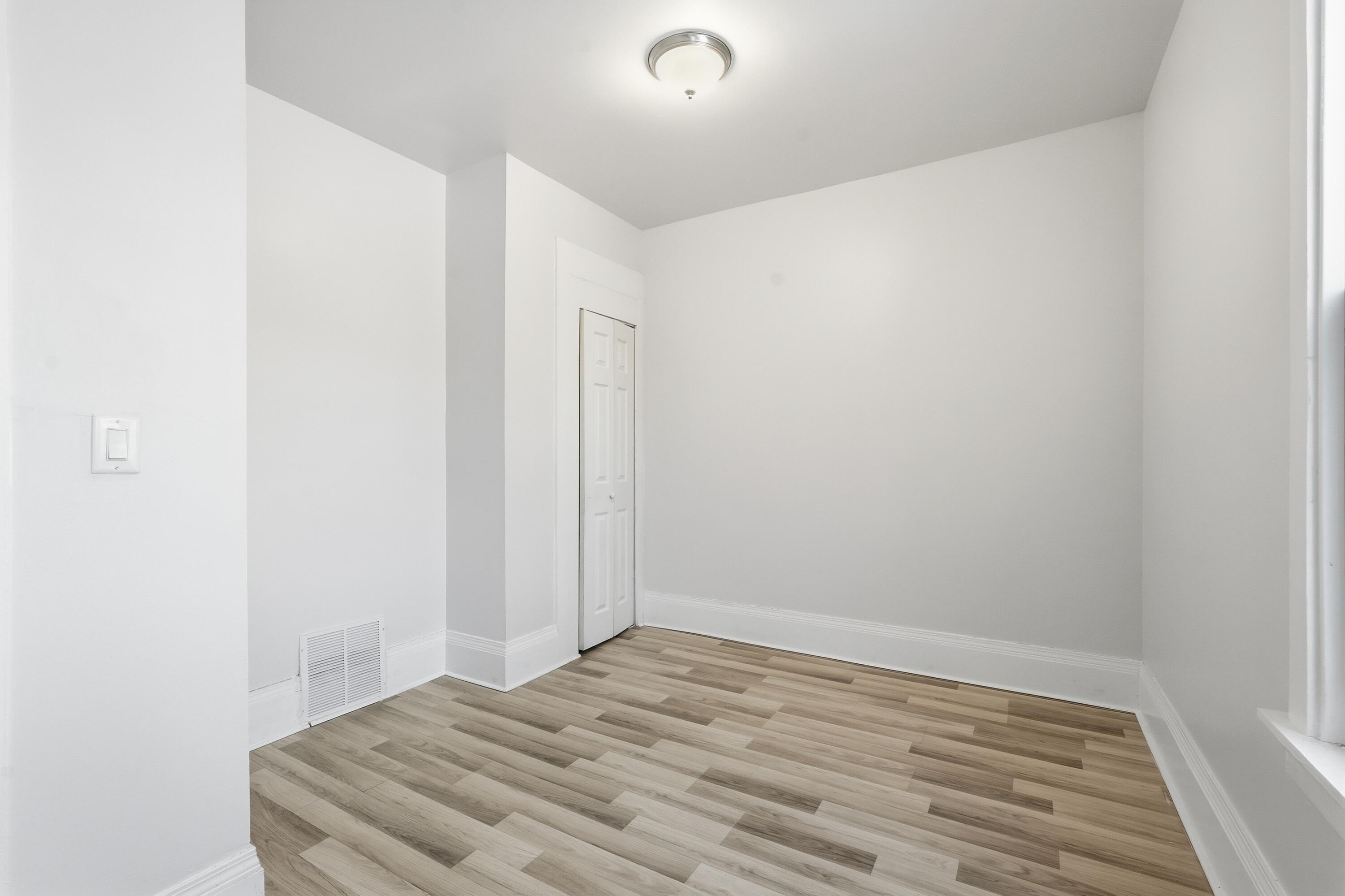 4222 West Lloyd Street Milwaukee, WI 53208 - Photo 5 of 39 TMJ03009.jpg-FULL