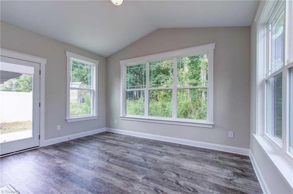 3415 Amber Mdws Road, Unit 6 High Point, NC 27265 - Photo 11 of 33