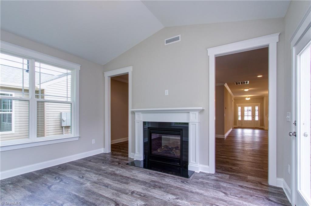 3415 Amber Mdws Road, Unit 6 High Point, NC 27265 - Photo 12 of 33