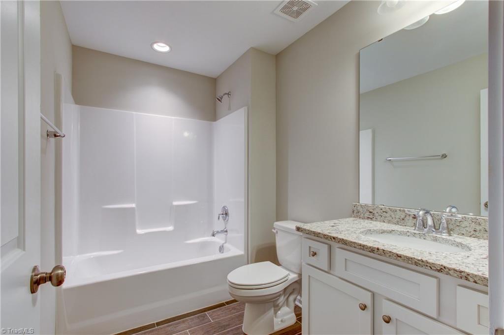 3415 Amber Mdws Road, Unit 6 High Point, NC 27265 - Photo 21 of 33