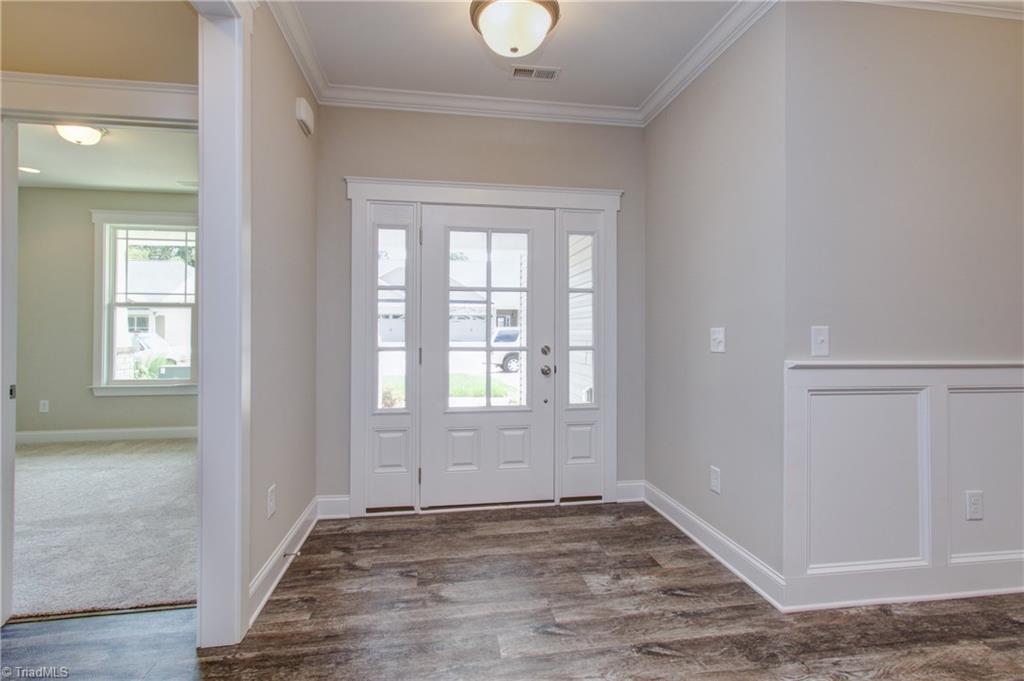 3415 Amber Mdws Road, Unit 6 High Point, NC 27265 - Photo 4 of 33