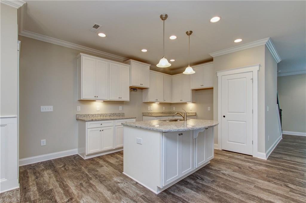 3415 Amber Mdws Road, Unit 6 High Point, NC 27265 - Photo 7 of 33