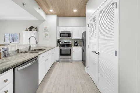 $775,000 | 550 Tops'l Beach Boulevard, Unit 409, Miramar Beach, FL 32550