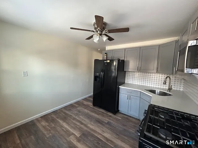 $1,850 | 244 Woodlawn Circle, East Hartford, CT 06108