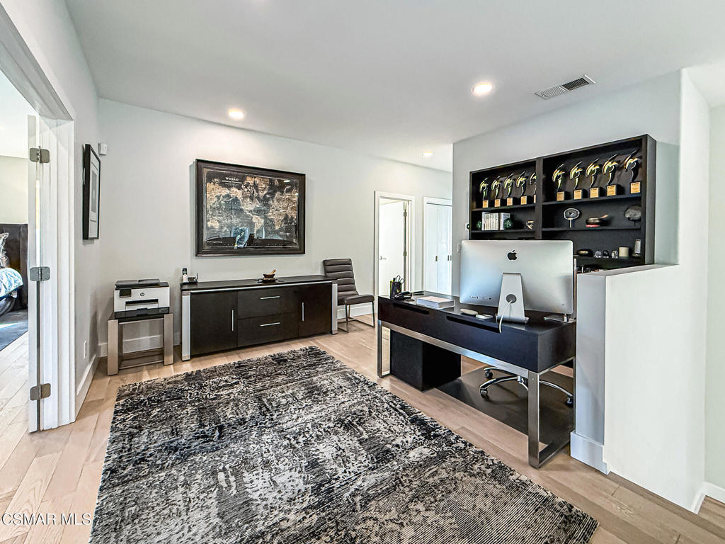 3860 Mountain Shadows Road Calabasas, CA 91301 - Photo 32 of 75