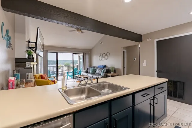 $259,000 | 40 Robinwood Drive, Unit 3A, Lake Ozark, MO 65049