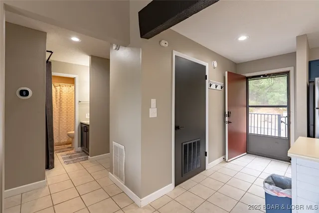 $259,000 | 40 Robinwood Drive, Unit 3A, Lake Ozark, MO 65049