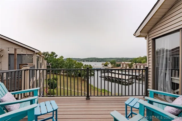 $259,000 | 40 Robinwood Drive, Unit 3A, Lake Ozark, MO 65049