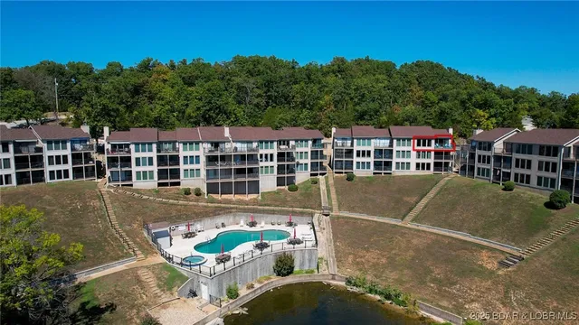 $259,000 | 40 Robinwood Drive, Unit 3A, Lake Ozark, MO 65049