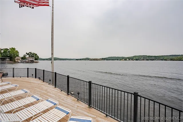 $259,000 | 40 Robinwood Drive, Unit 3A, Lake Ozark, MO 65049