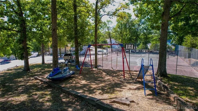 $259,000 | 40 Robinwood Drive, Unit 3A, Lake Ozark, MO 65049