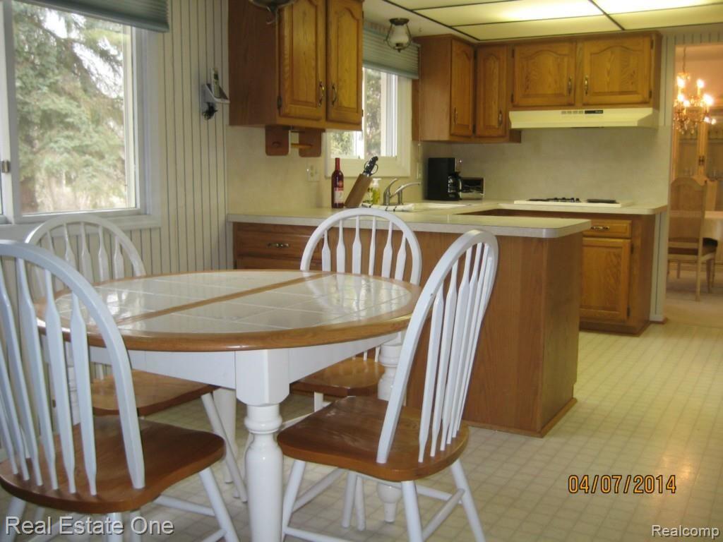 23109 Meadowbrook Road Novi, MI 48375 - Photo 5 of 31 2nd View of Kitchen